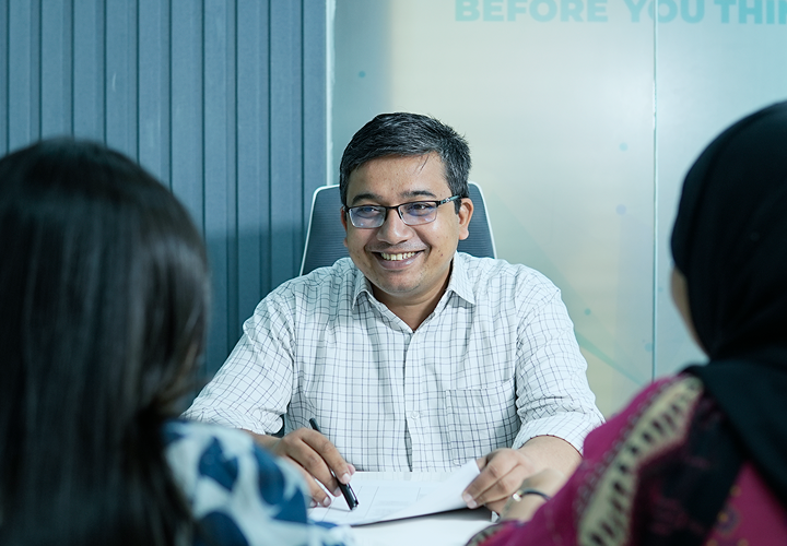 HR Managers & Teams